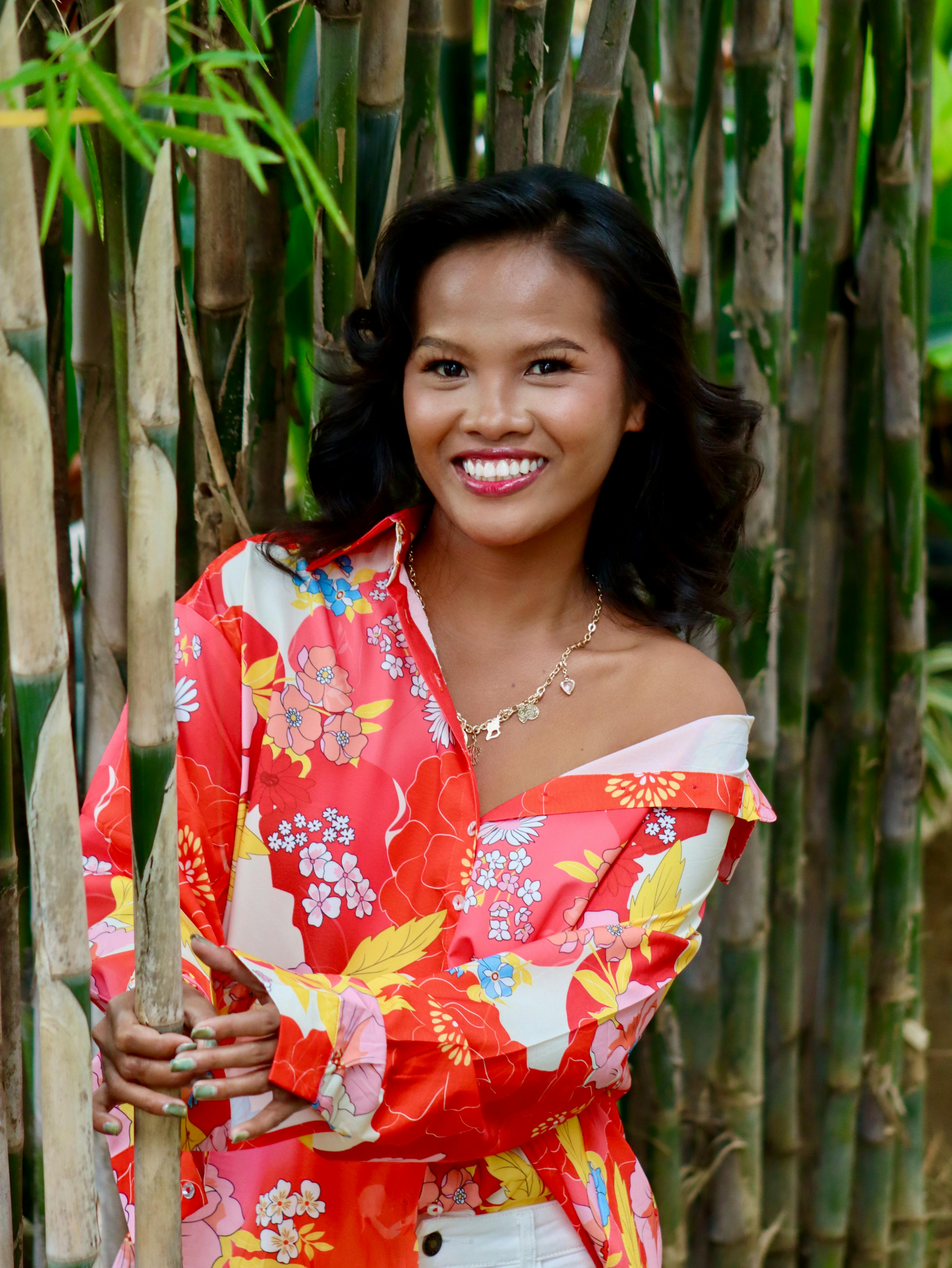 软件界面与产品维护的现代感画面